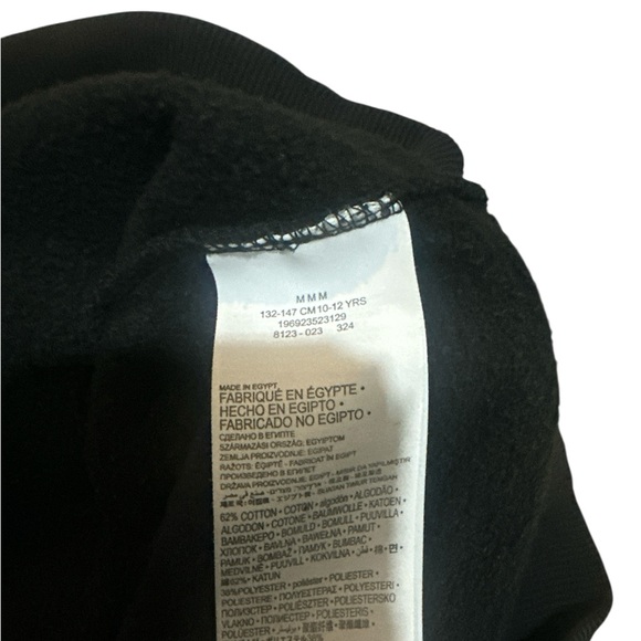 Hurley Hoodie Kids Black M Skull Pirate Island Logo Graphic Sleeve Surfwear - Picture 4 of 4